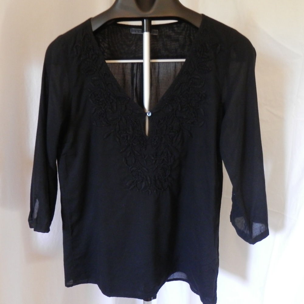 ORGANIC COTTON  EMBROIDERED BLOUSE